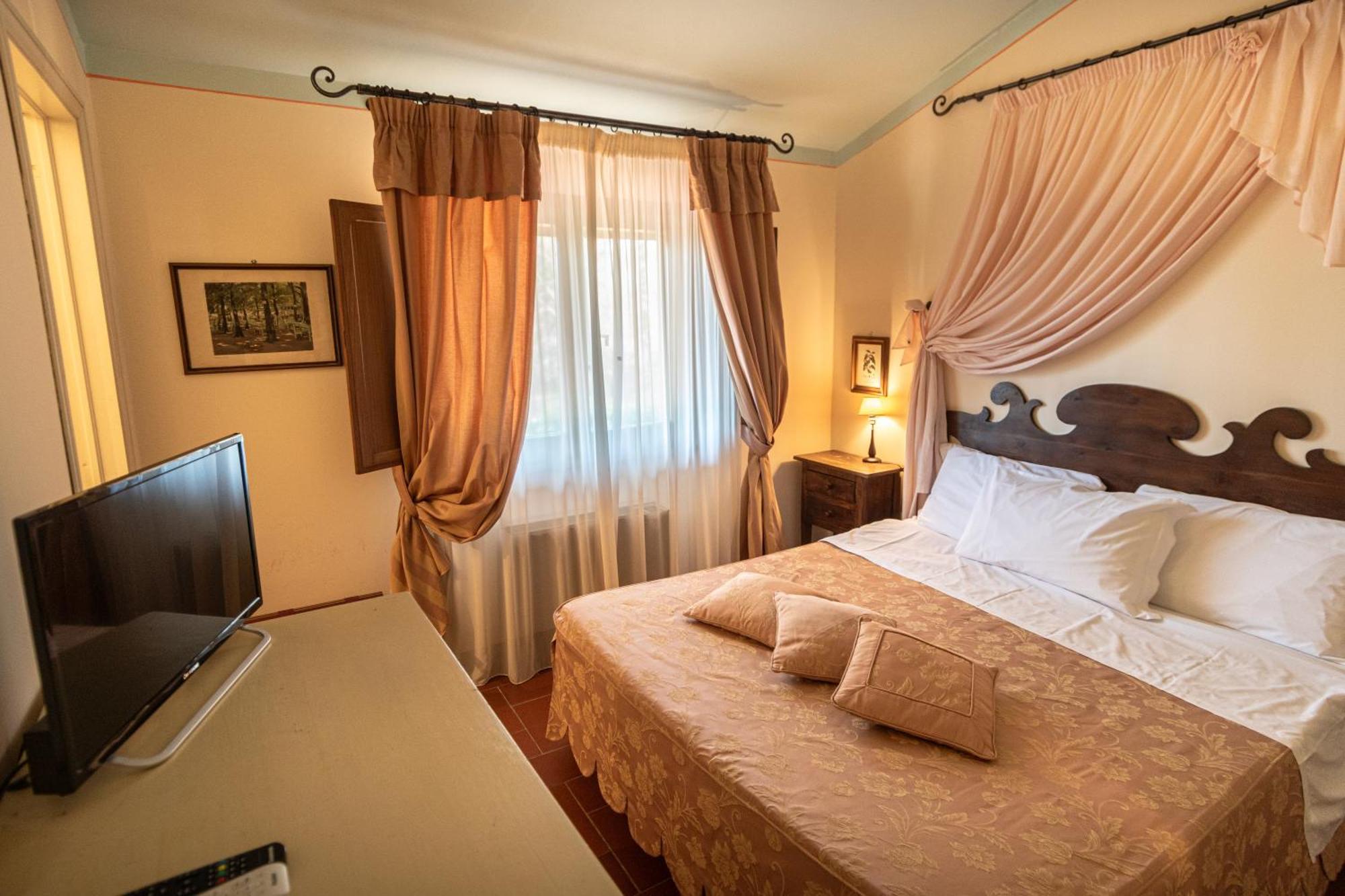 Resort E Spa San Crispino Assisi Exterior photo